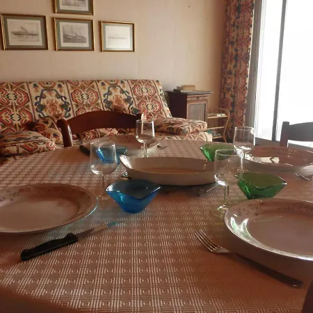 Appartement spacieux 1er étage avec balcon, vue mer, double garage à Saint-Gilles-Croix-de-Vie - FR-1-224-775 * Saint-Gilles-Croix-de-Vie