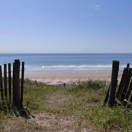Appartement Appartement spacieux 1er étage avec balcon, vue mer, double garage à Saint-Gilles-Croix-de-Vie - FR-1-224-775 *