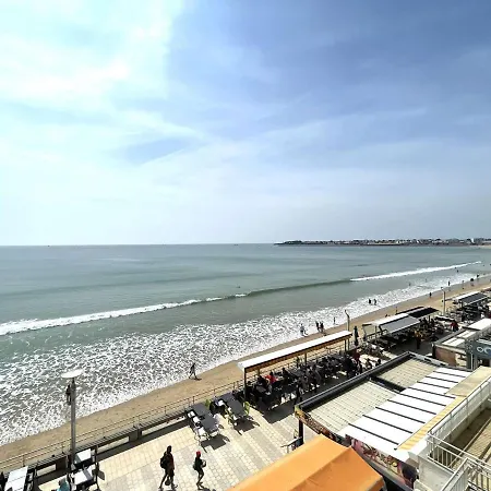 Studio Cabine 4 Pers, Vue Mer, Balcon, Parking, Acces Plage - Fr-1-224-775 * Saint-Gilles-Croix-de-Vie